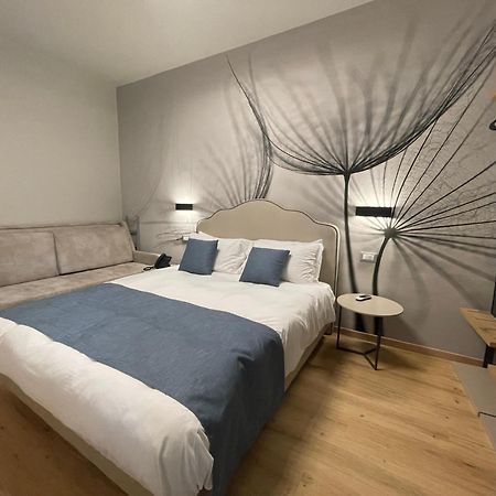 Hotel Central Giacomini Salò Екстериор снимка