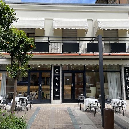 Hotel Central Giacomini Salò Екстериор снимка