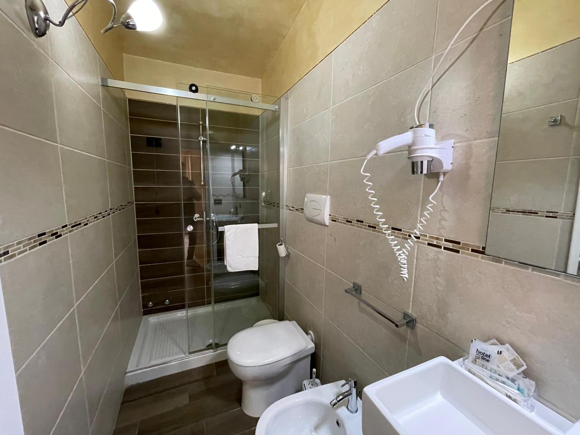 Hotel Central Giacomini Salò Екстериор снимка