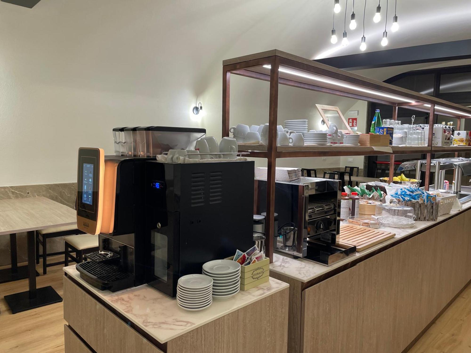 Hotel Central Giacomini Salò Екстериор снимка