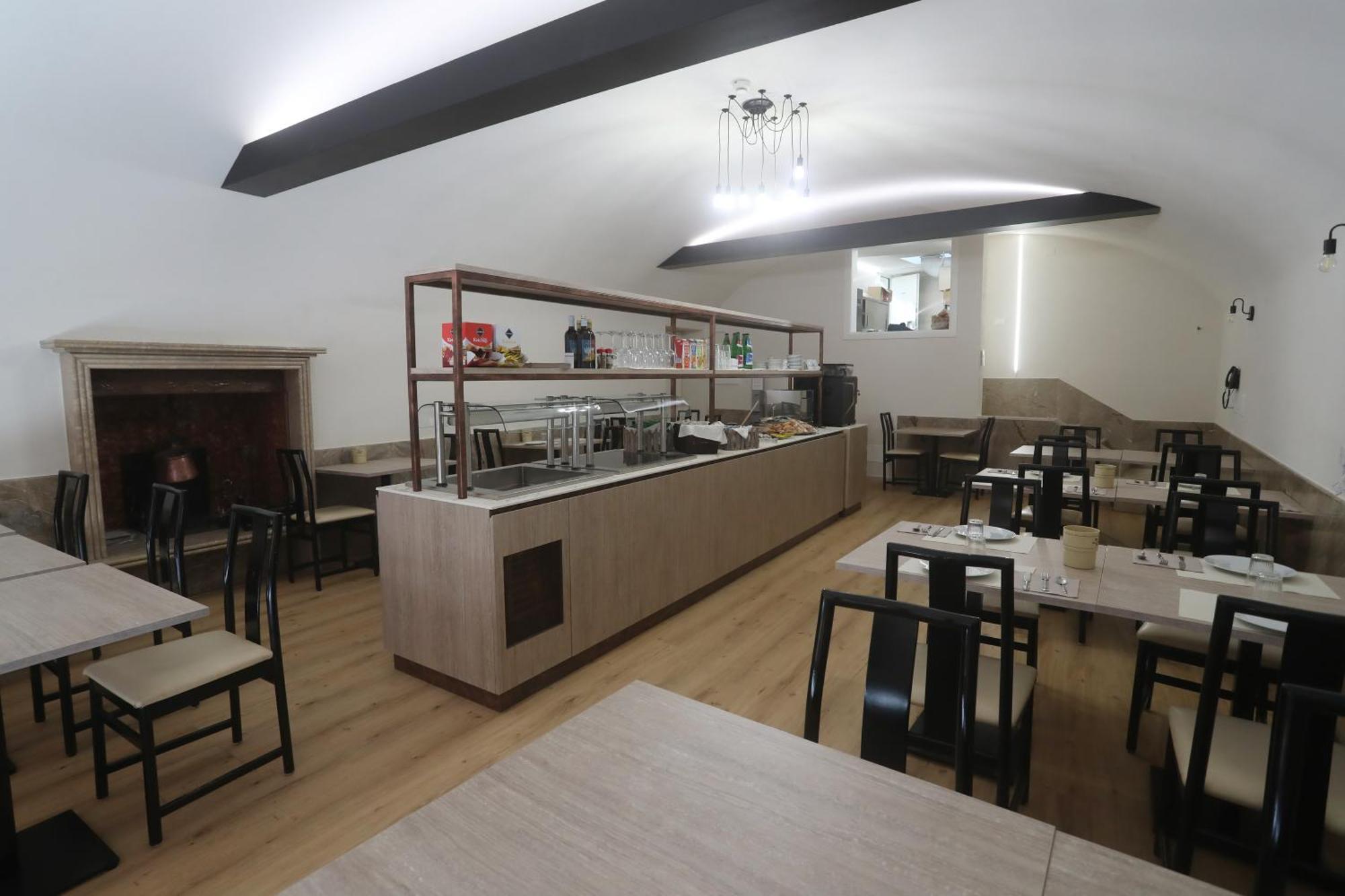 Hotel Central Giacomini Salò Екстериор снимка