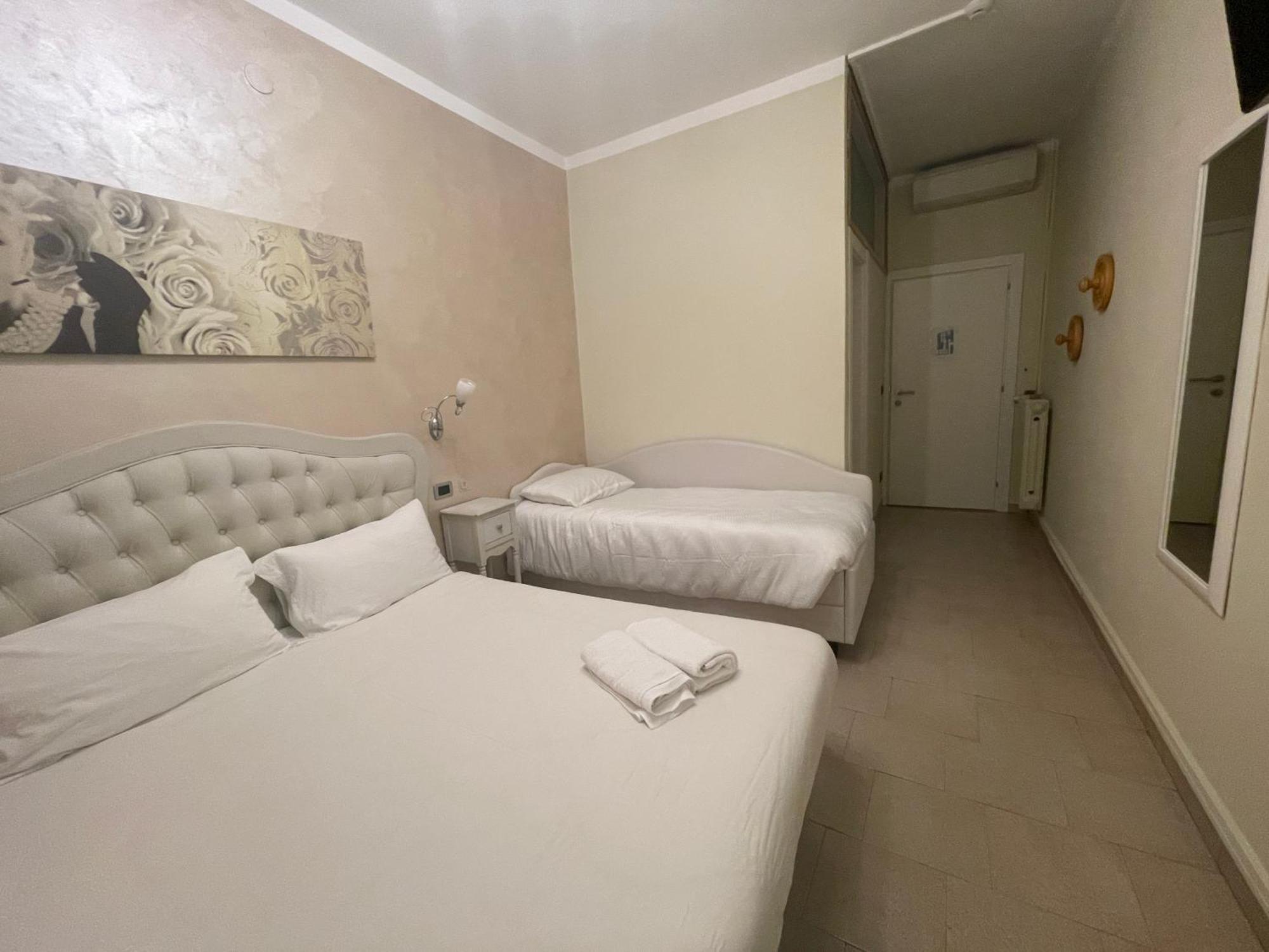 Hotel Central Giacomini Salò Екстериор снимка