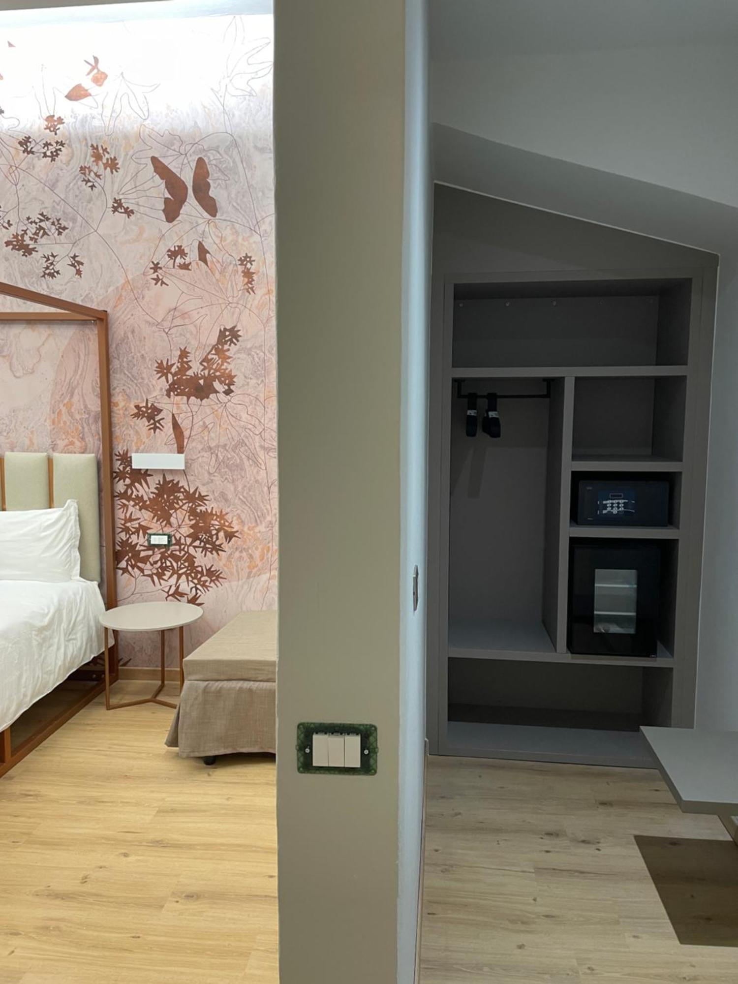Hotel Central Giacomini Salò Екстериор снимка